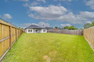 2309 Minnesota St, Houston, TX 77034 - Photo 8