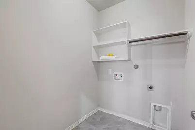 4251 Bearberry Avenue, Baytown, TX 77521 - Photo 36