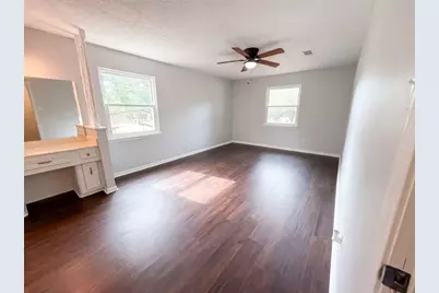 16121 Lakeview Drive, Jersey Village, TX 77040 - Photo 16