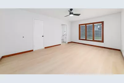 11411 Ash Creek Drive, Houston, TX 77043 - Photo 16