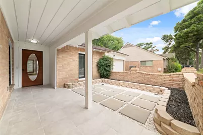 11411 Ash Creek Drive, Houston, TX 77043 - Photo 6