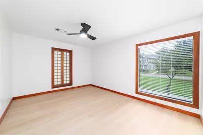 11411 Ash Creek Drive, Houston, TX 77043 - Photo 20