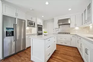 222 Plantation Rd, Bunker Hill Village, TX 77024 - Photo 4