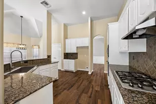 1007 Longdraw Dr, Katy, TX 77494 - Photo 2