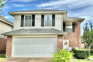 8223 Golf Green Cir, Houston, TX 77036 - Photo 2