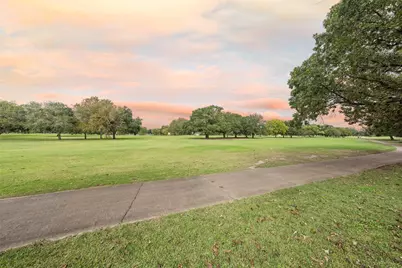 8223 Golf Green Circle, Houston, TX 77036 - Photo 34