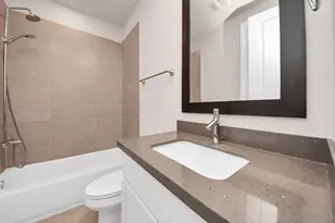 6072 Kansas St, Houston, TX 77007 - Photo 12