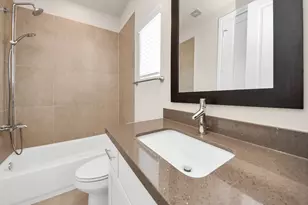 6072 Kansas St, Houston, TX 77007 - Photo 36
