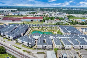 6072 Kansas St, Houston, TX 77007 - Photo 8