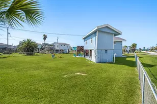 219 Fort Velasco Dr, Freeport, TX 77541 - Photo 28