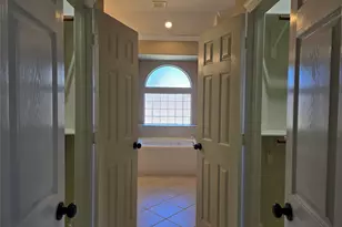 1813 Sandy Lake Dr, Friendswood, TX 77546 - Photo 16