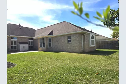 1813 Sandy Lake Drive, Friendswood, TX 77546 - Photo 28