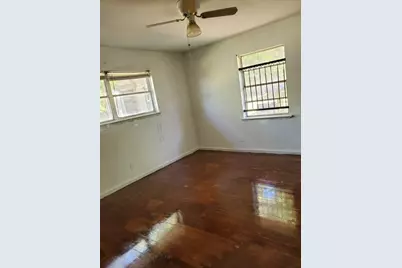 4418 Gallagher Drive, Houston, TX 77045 - Photo 10