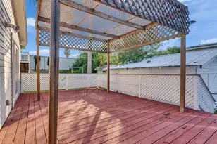 7121 Ave P 1/2, Galveston, TX 77551 - Photo 20