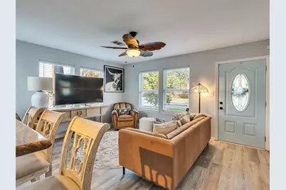 7121 Avenue P 1/2, Galveston, TX 77551 - Photo 10