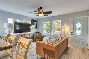 7121 Ave P 1/2, Galveston, TX 77551 - Photo 10