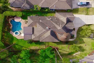 25207 Hideaway Run Dr, Spring, TX 77389 - Photo 2