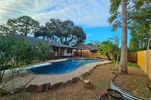 2502 Knoll St, Houston, TX 77080 - Photo 16