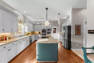 74 Shearwater Pl, The Woodlands, TX 77381 - Photo 4