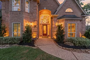 74 Shearwater Pl, The Woodlands, TX 77381 - Photo 2