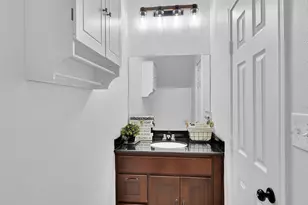 3616 Elysian St, Houston, TX 77009 - Photo 12