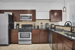3616 Elysian St, Houston, TX 77009 - Photo 8