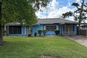 5914 Ridgeway Dr, Houston, TX 77033 - Photo 24