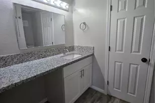 8351 Ariel St, Houston, TX 77074 - Photo 6