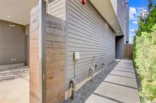 1116 Peden St, Houston, TX 77006 - Photo 2