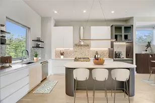 1116 Peden St, Houston, TX 77006 - Photo 14