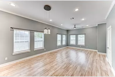 4927 E Ridge Creek Drive, Houston, TX 77053 - Photo 10