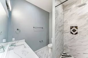 4927 E Ridge Creek Dr, Houston, TX 77053 - Photo 20
