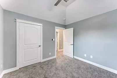 4927 E Ridge Creek Drive, Houston, TX 77053 - Photo 32