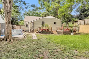 1720 18th St, Huntsville, TX 77340 - Photo 36