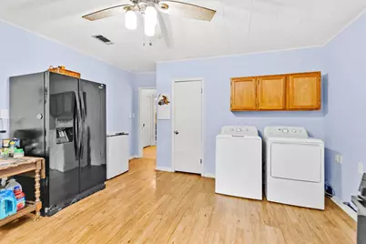 1720 18th Street, Huntsville, TX 77340 - Photo 16