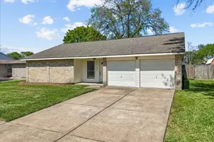 9739 Rustic Rock Rd, La Porte, TX 77571 - Photo 2