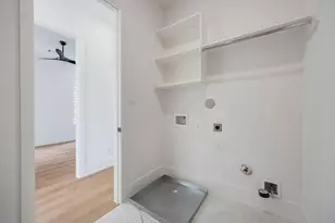3319 Rogers St, Houston, TX 77022 - Photo 32
