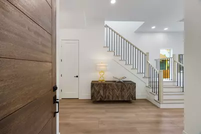 3319 Rogers Street, Houston, TX 77022 - Photo 2