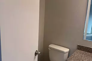 5665 Birchmont Dr, Houston, TX 77091 - Photo 12