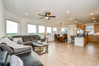 4922 Petal Trace, Iowa Colony, TX 77583 - Photo 10