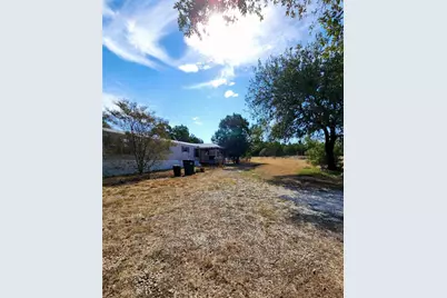 700 Thurman Road, San Marcos, TX 78666 - Photo 4
