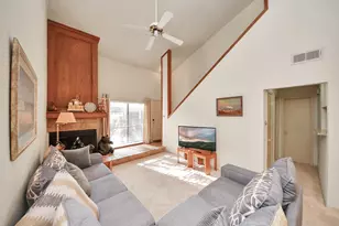 9433 Pagewood Ln, Houston, TX 77063 - Photo 8