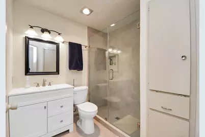 9433 Pagewood Lane, Houston, TX 77063 - Photo 14