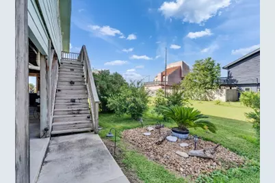 16531 Lewis Scott Road, Jamaica Beach, TX 77554 - Photo 4