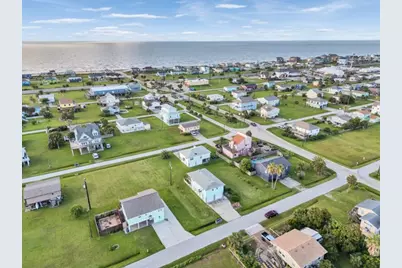 16531 Lewis Scott Road, Jamaica Beach, TX 77554 - Photo 46