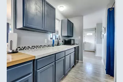 16531 Lewis Scott Road, Jamaica Beach, TX 77554 - Photo 18