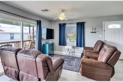 16531 Lewis Scott Road, Jamaica Beach, TX 77554 - Photo 14
