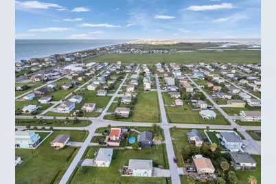 16531 Lewis Scott Road, Jamaica Beach, TX 77554 - Photo 42