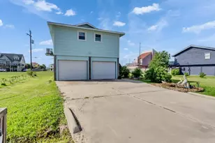 16531 Lewis Scott Rd, Jamaica Beach, TX 77554 - Photo 38