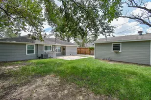 7406 Schiller St, Houston, TX 77055 - Photo 30